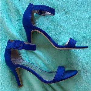 Style & Co blue buckle heels- used Size 7